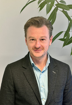 Oleg Kerbs Personalberater seit 2013